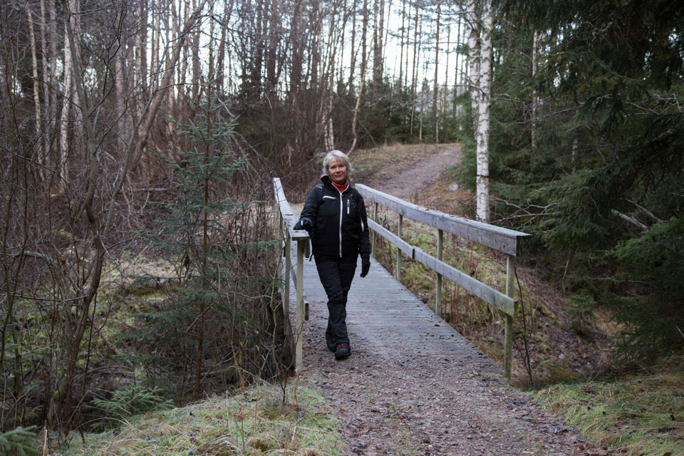 Bland vatten, broar och korsnäbbar