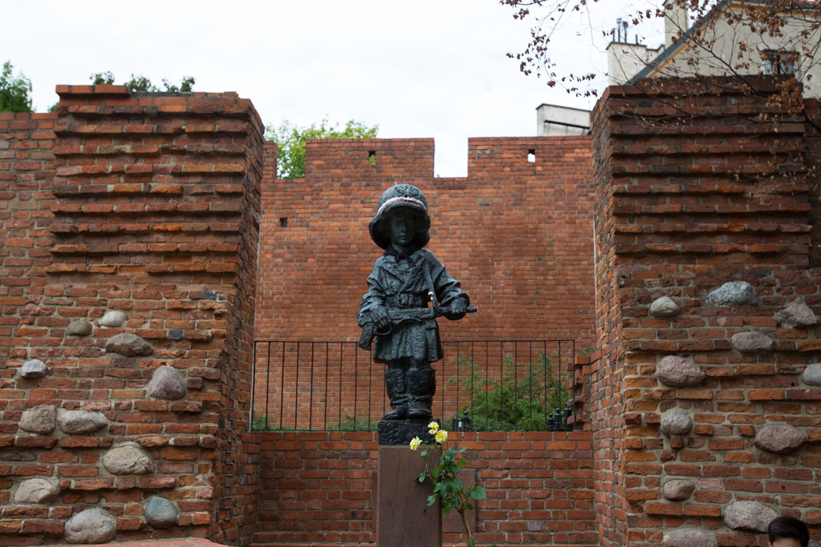 Statue of the Little Insurgent