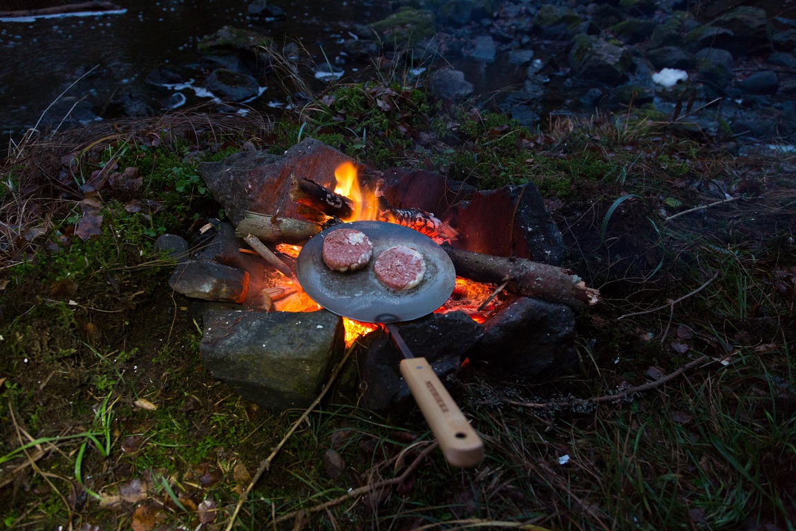 Hamburgare på Muurikka-pannan