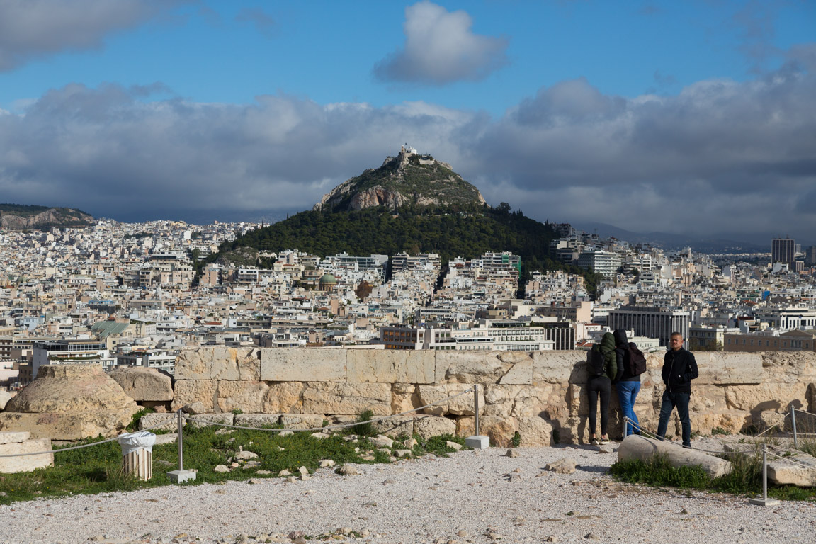 Lykabettos sett från Akropolis