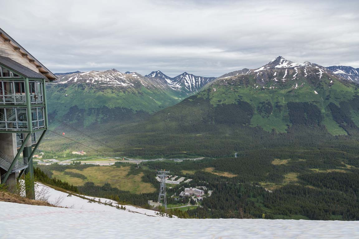 Utsikt ned mot Aleyeska Resort