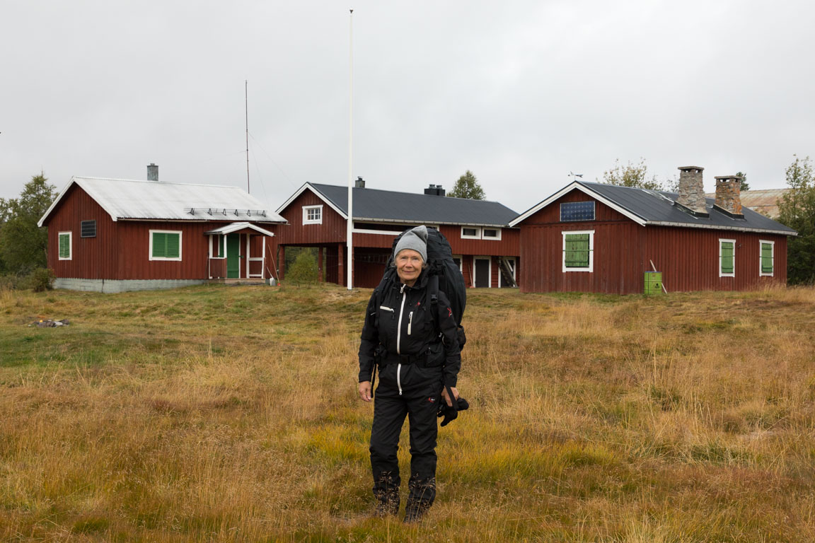 Lämnar f.d. bondgården