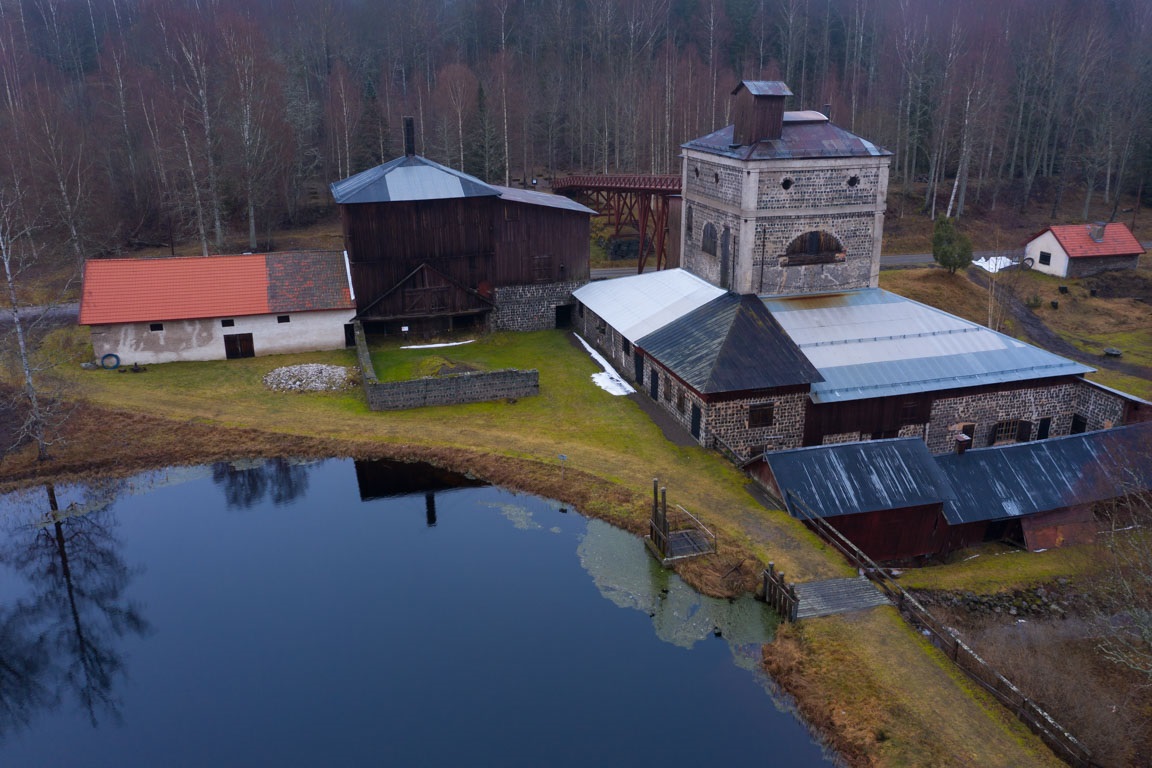 Verkstad(?), rostugn och masugn