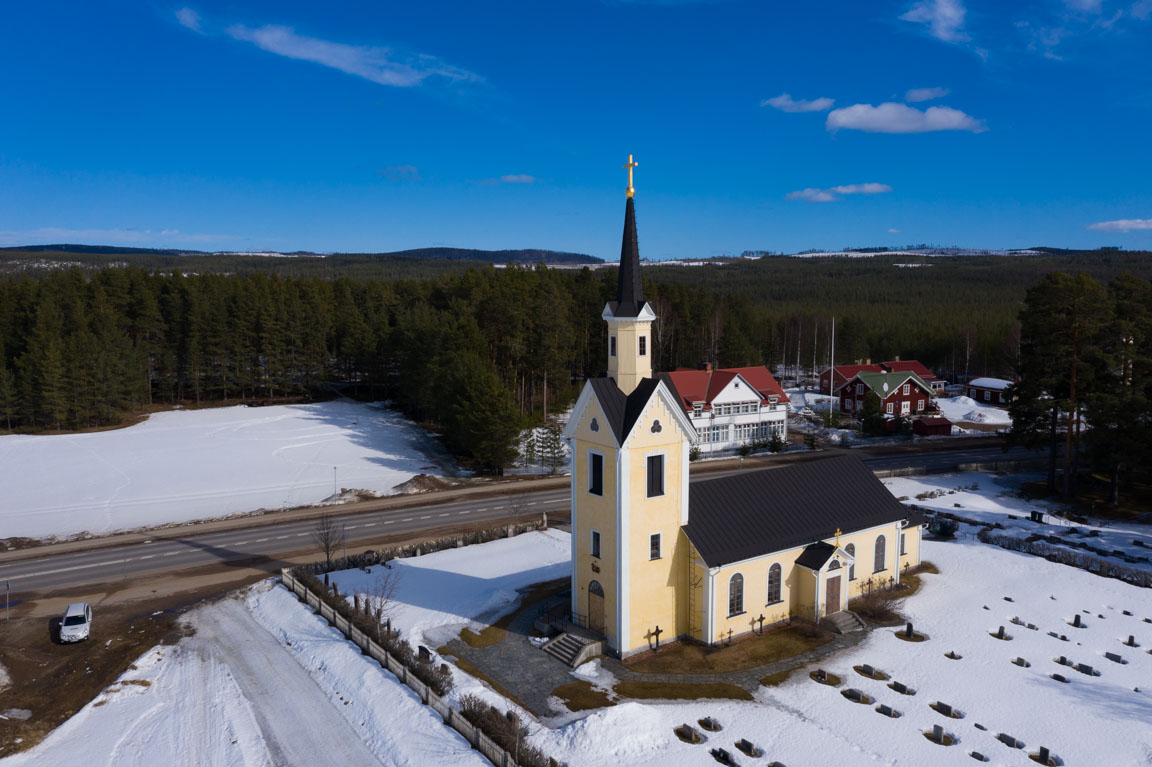 Kårböle kyrka