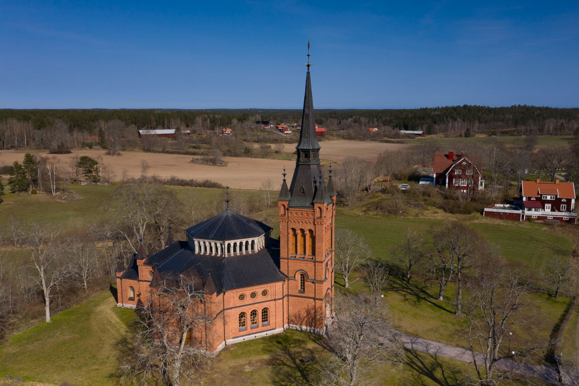 Gladhammars kyrka