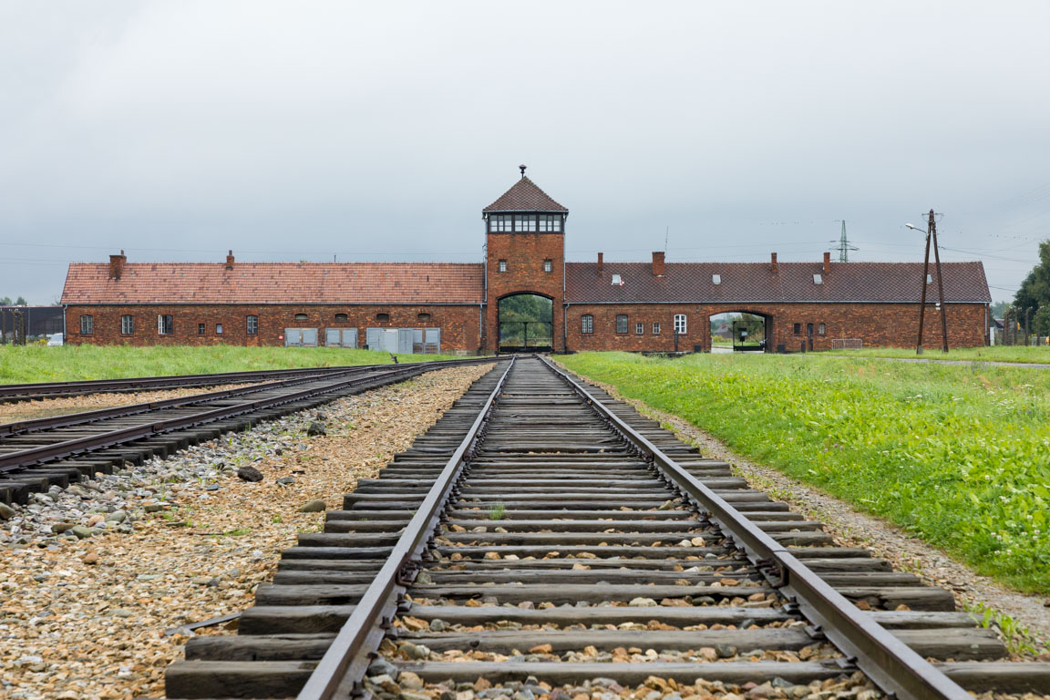 Porten till Auschwitz II Birkenau